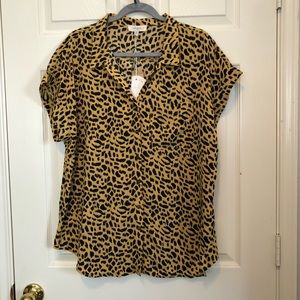 Umgee NWT 1XL Catimal Print Blouse